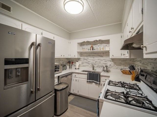 10501 S Highland Ave #204B - Photo 3 of 8
