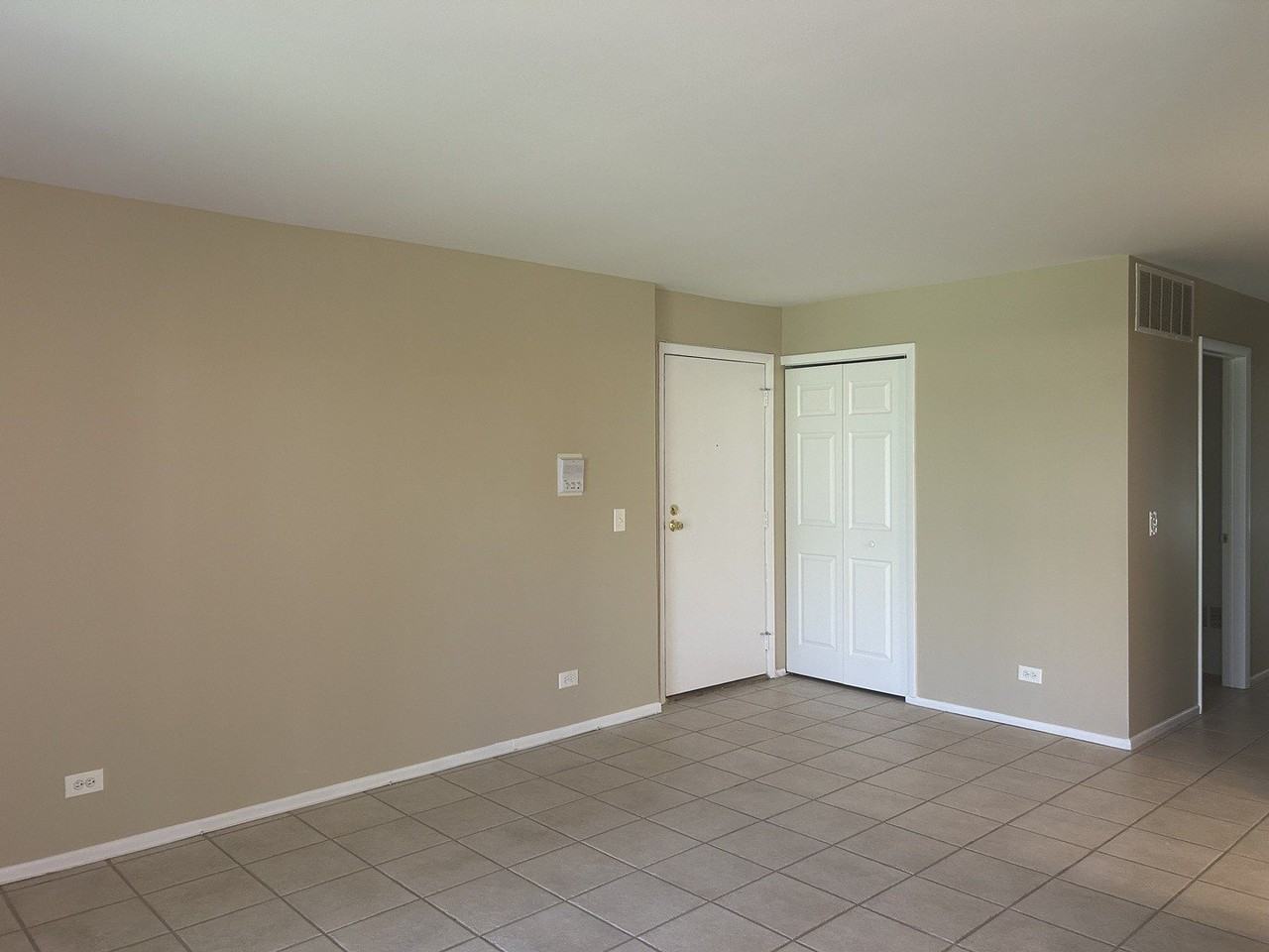 76 Margate Ct #C1 - Photo 2 of 14