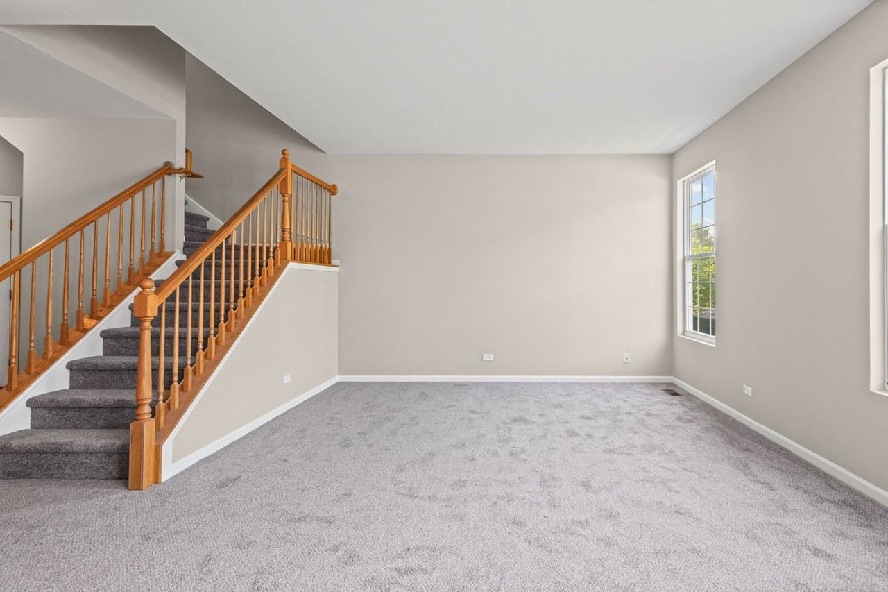 535 N Red Deer Rd #535 - Photo 2 of 18