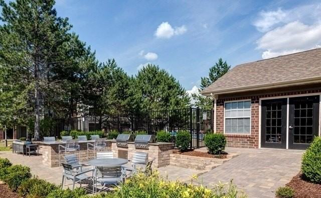 48 Sterling Cir #207 - Photo 5 of 14