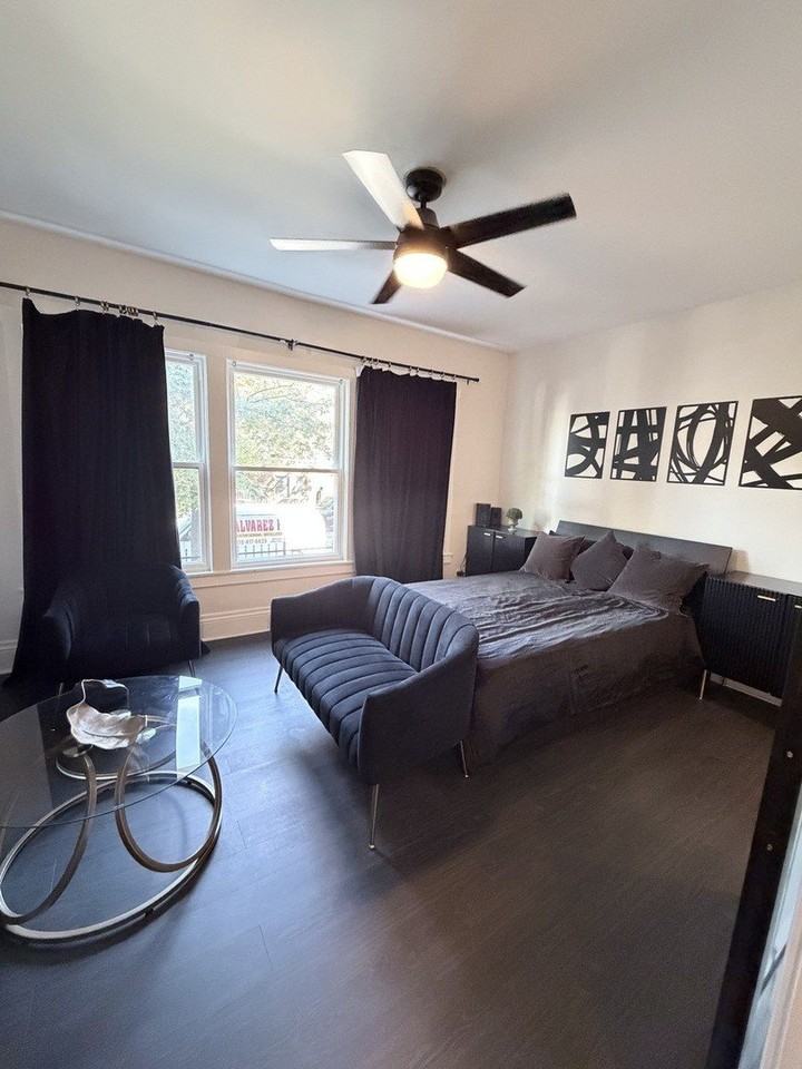 1709 W Wallen Ave #1J - Photo 2 of 9