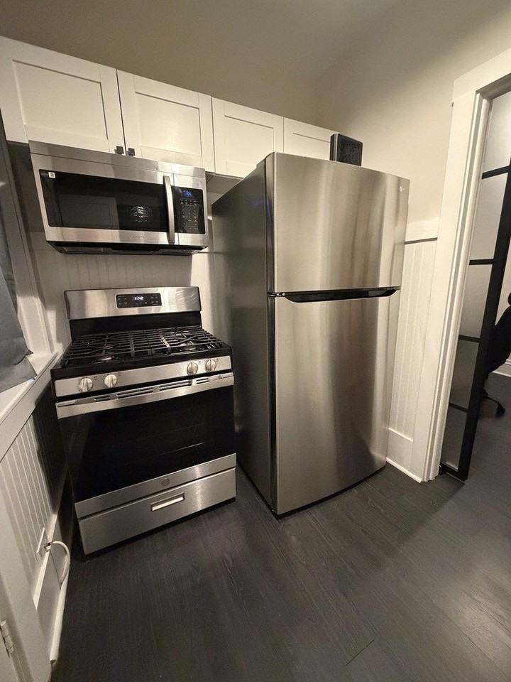 1709 W Wallen Ave #1J - Photo 4 of 9