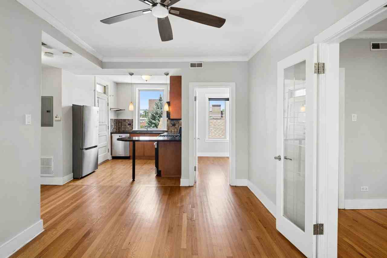 1702 W Catalpa Ave #3E - Photo 7 of 19