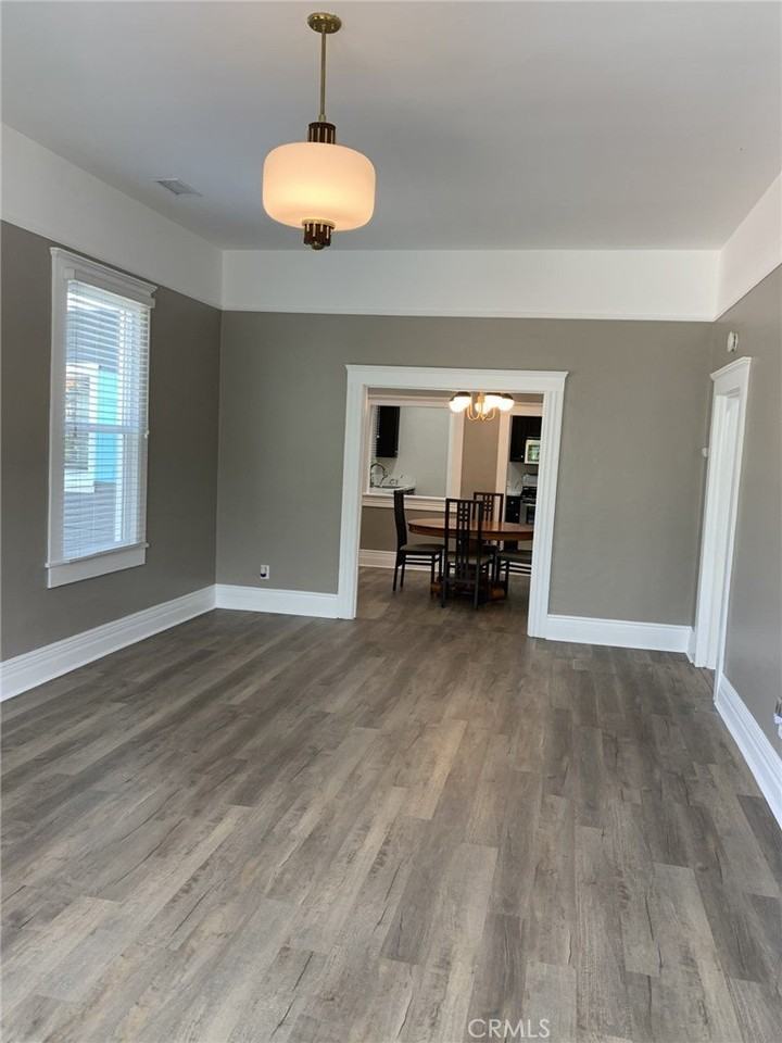 259 Sonora St - Photo 5 of 33