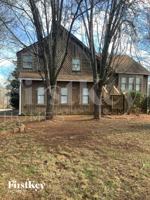 featured image of 3440 Dogwood Pl