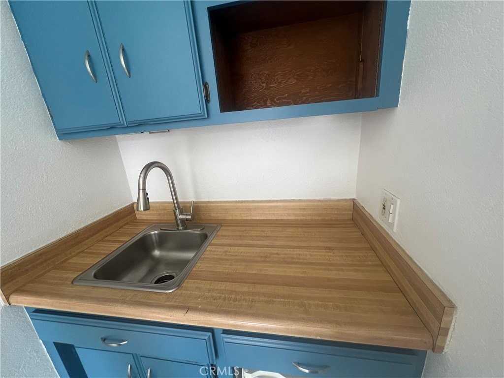 45122 Date Ave - Photo 2 of 3