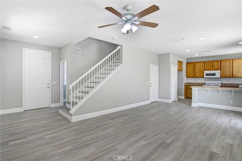 11841 Gage Dr - Photo 2 of 19