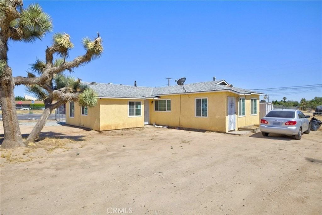 15990 Yucca St #B - Photo 3 of 16