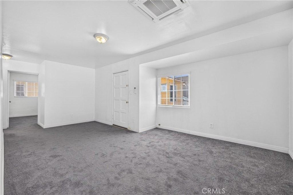 15990 Yucca St #B - Photo 5 of 16