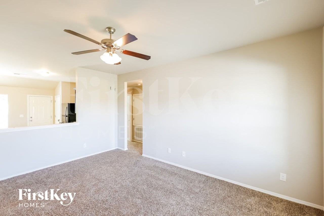 224 Cambridge Park Dr - Photo 4 of 15