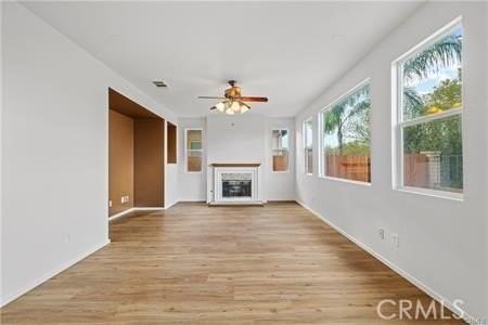 32372 Safflower St - Photo 2 of 21