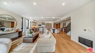 1257 N Detroit St #401 - Photo 2 of 8