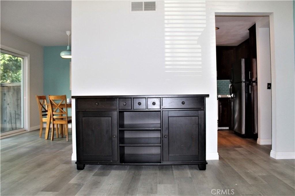 122 Stanford Ct #61 - Photo 2 of 11