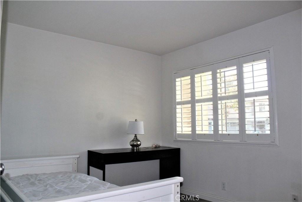 122 Stanford Ct #61 - Photo 4 of 11