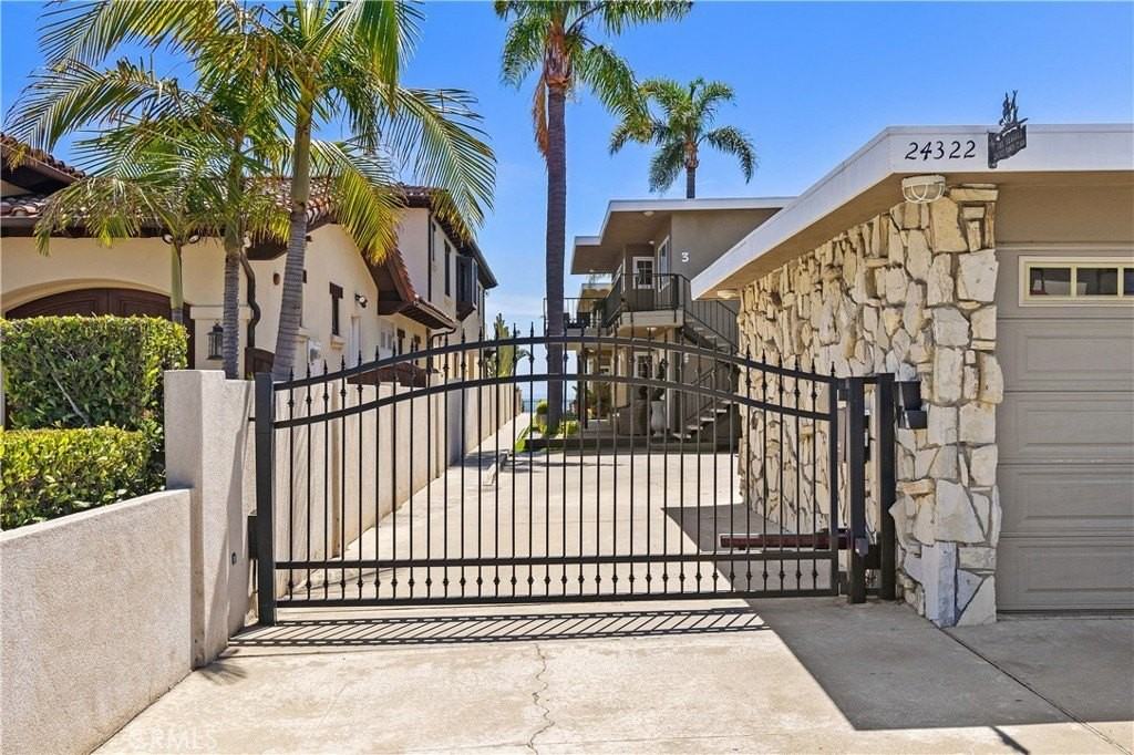 24322 Santa Clara Ave #4 - Photo 5 of 39