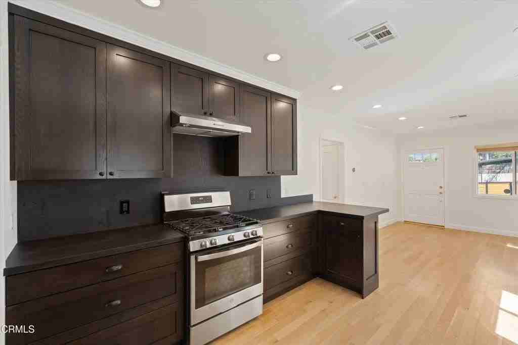 6224 Springvale Dr - Photo 6 of 18