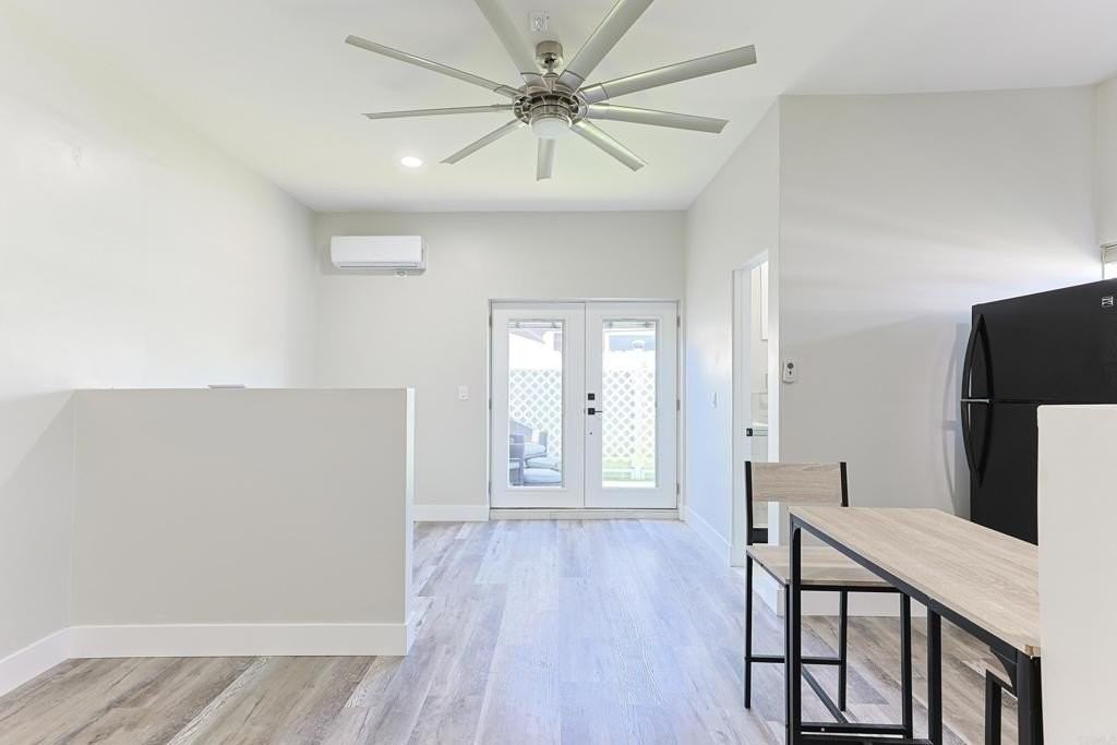 142 L St - Photo 4 of 16