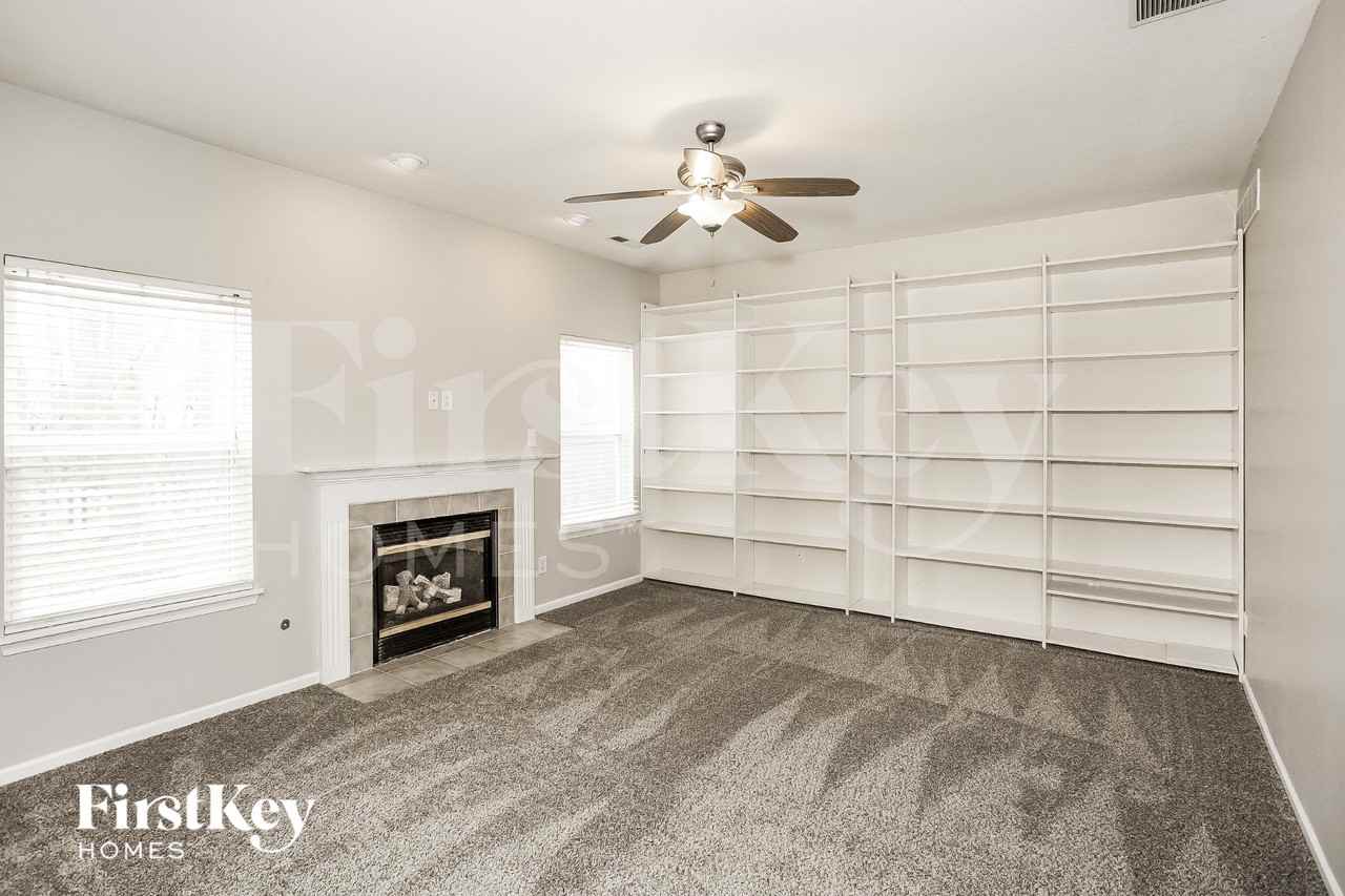 15551 Dusty Trl - Photo 4 of 16
