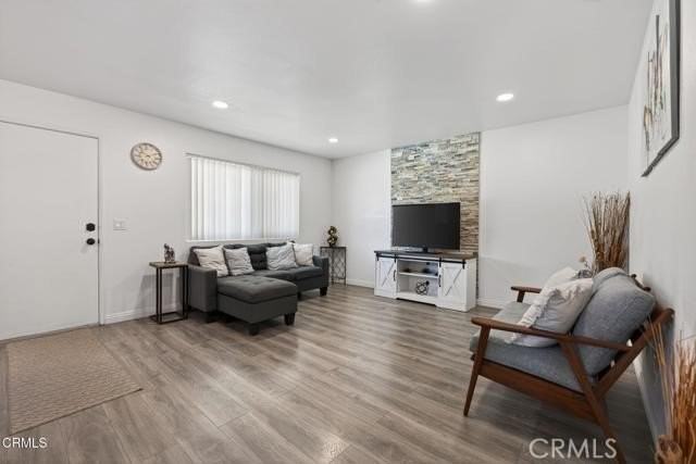 4992 Shenandoah St - Photo 4 of 14