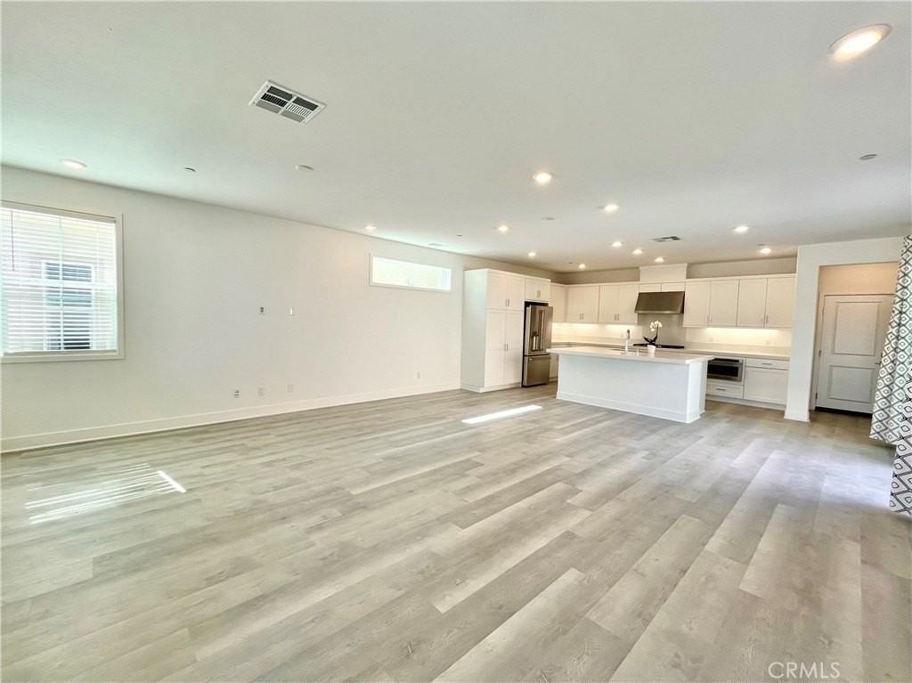 27318 Great Divide Ln - Photo 3 of 28