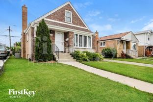 8025 S Kolin Ave - Photo 1 of 1