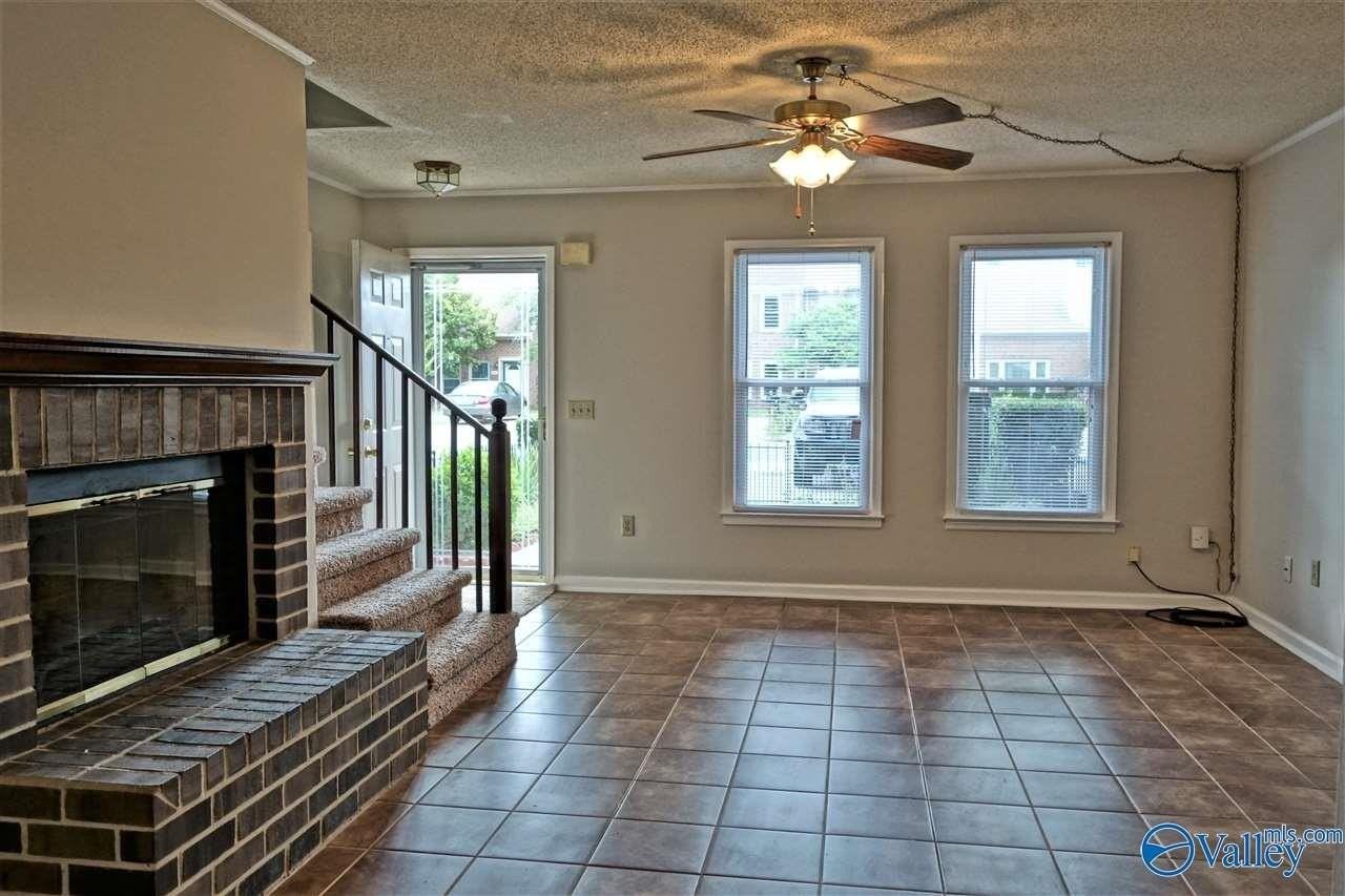 106 Crescent Circle - Photo 4 of 16