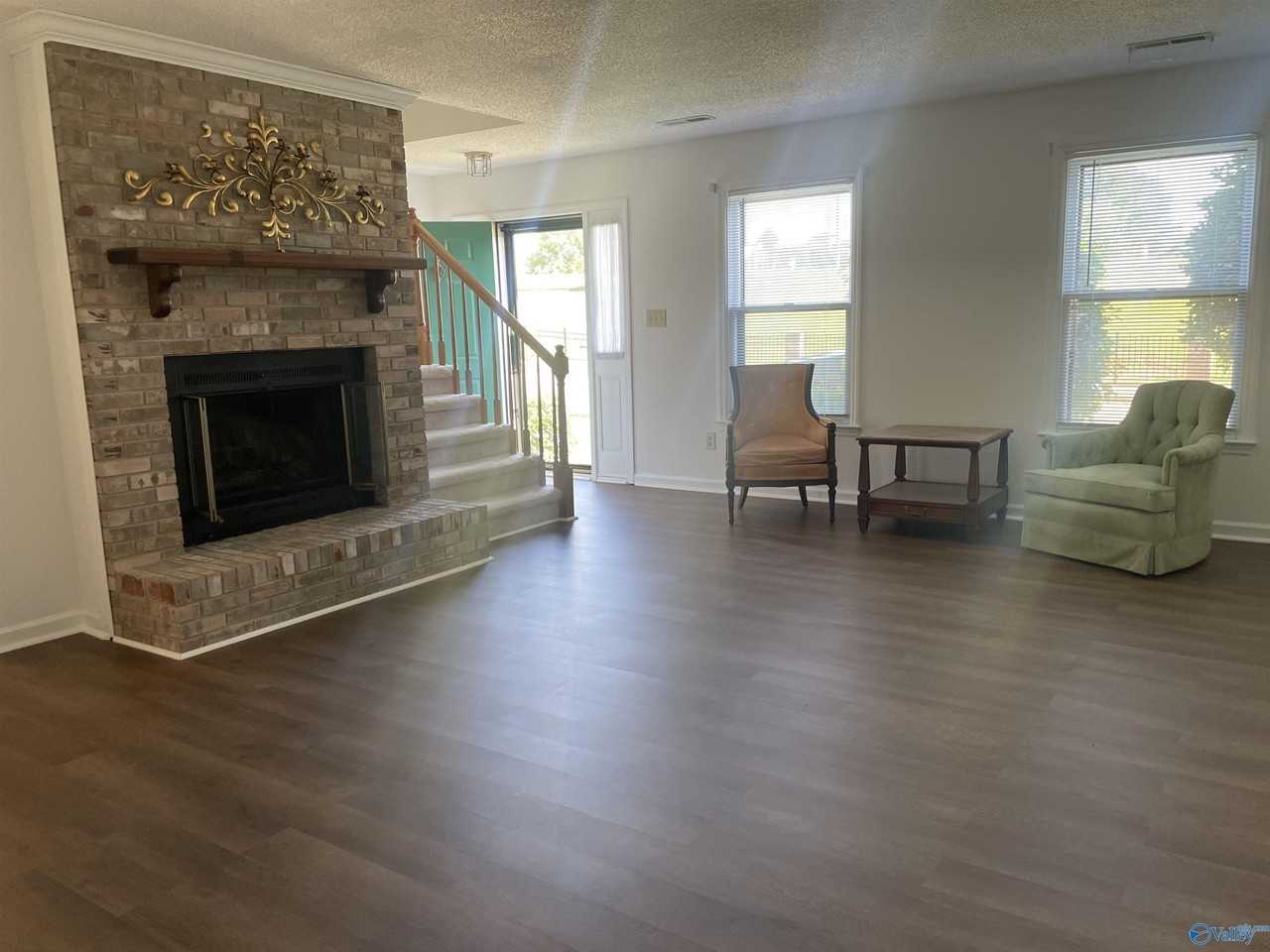 6613 Steeplechase Dr Nw - Photo 3 of 36