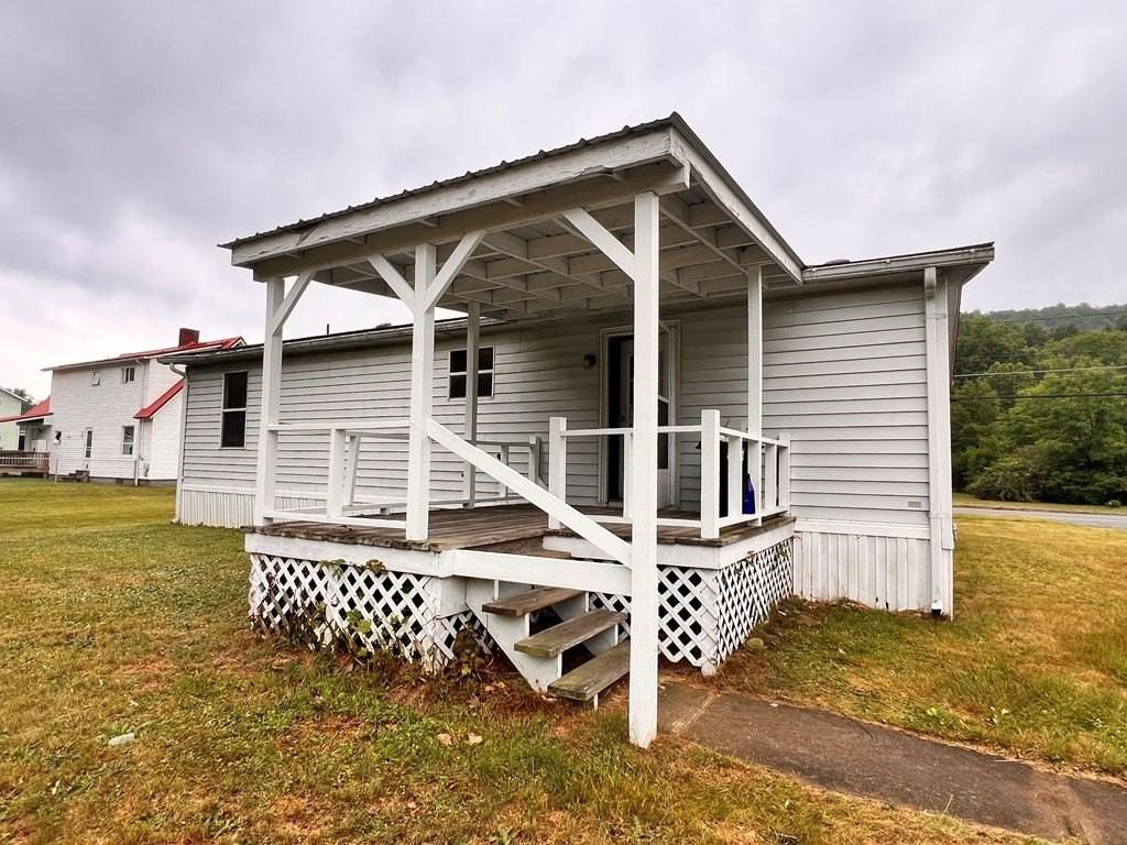234 N Williamson Rd - Photo 2 of 18