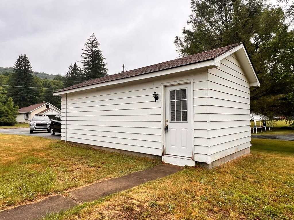 234 N Williamson Rd - Photo 3 of 18