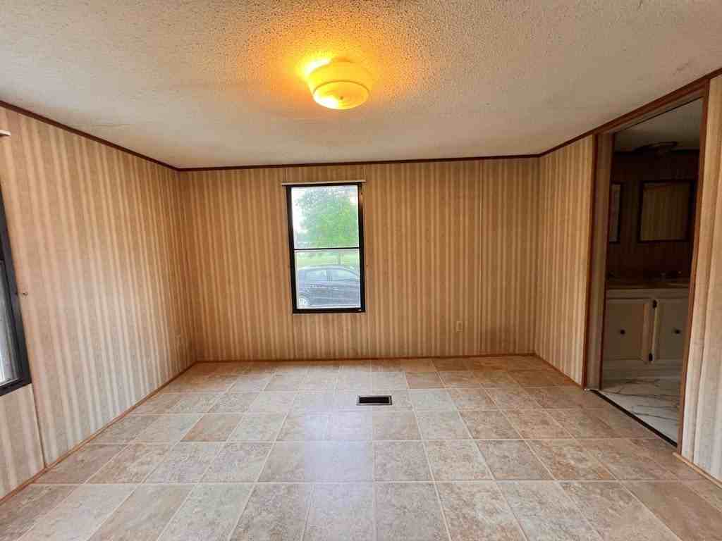 234 N Williamson Rd - Photo 7 of 18