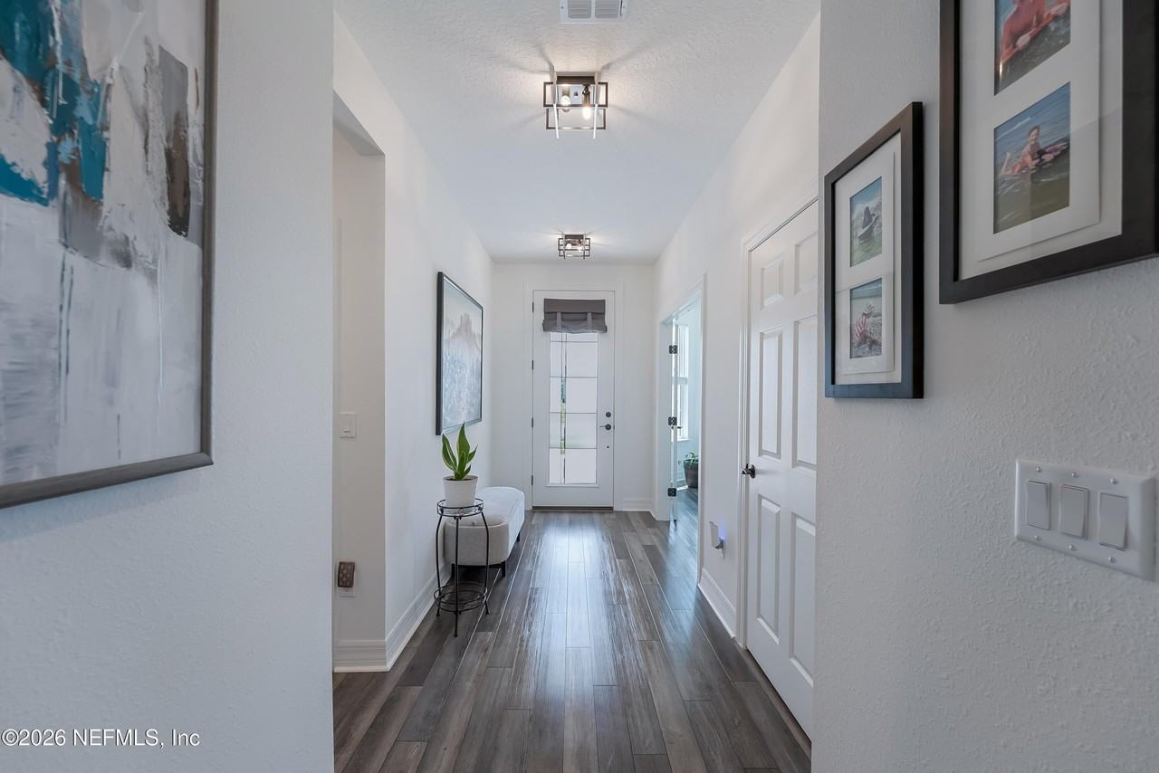212 Ethereal Sq - Photo 3 of 43