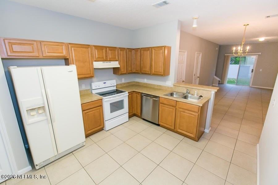 365 Scrub Jay Dr - Photo 5 of 15