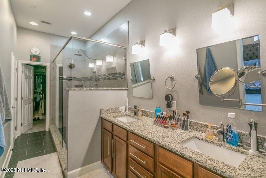 6217 Eclipse Cir - Photo 7 of 35