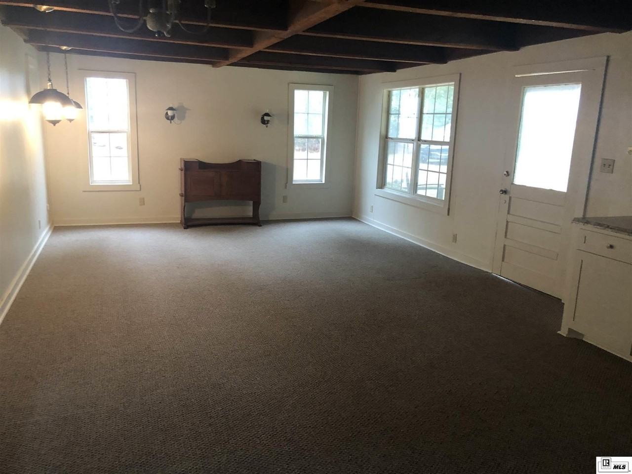 399 Rabb Rd - Photo 4 of 9