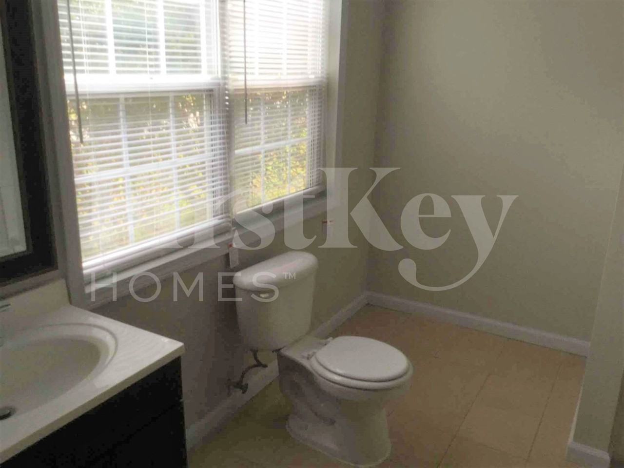 4816 Clove Dr Sw - Photo 2 of 15