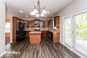 featured image of 1324 N Powers Dr
