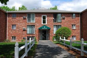 featured image of 93 West St #02