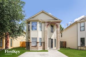 featured image of 2935 La Estancia Ln