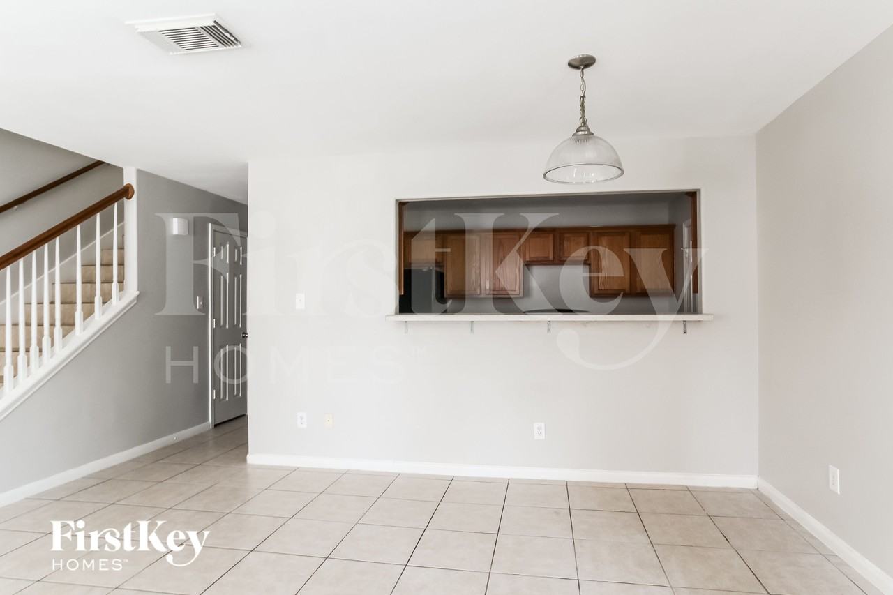 2935 La Estancia Ln - Photo 5 of 19