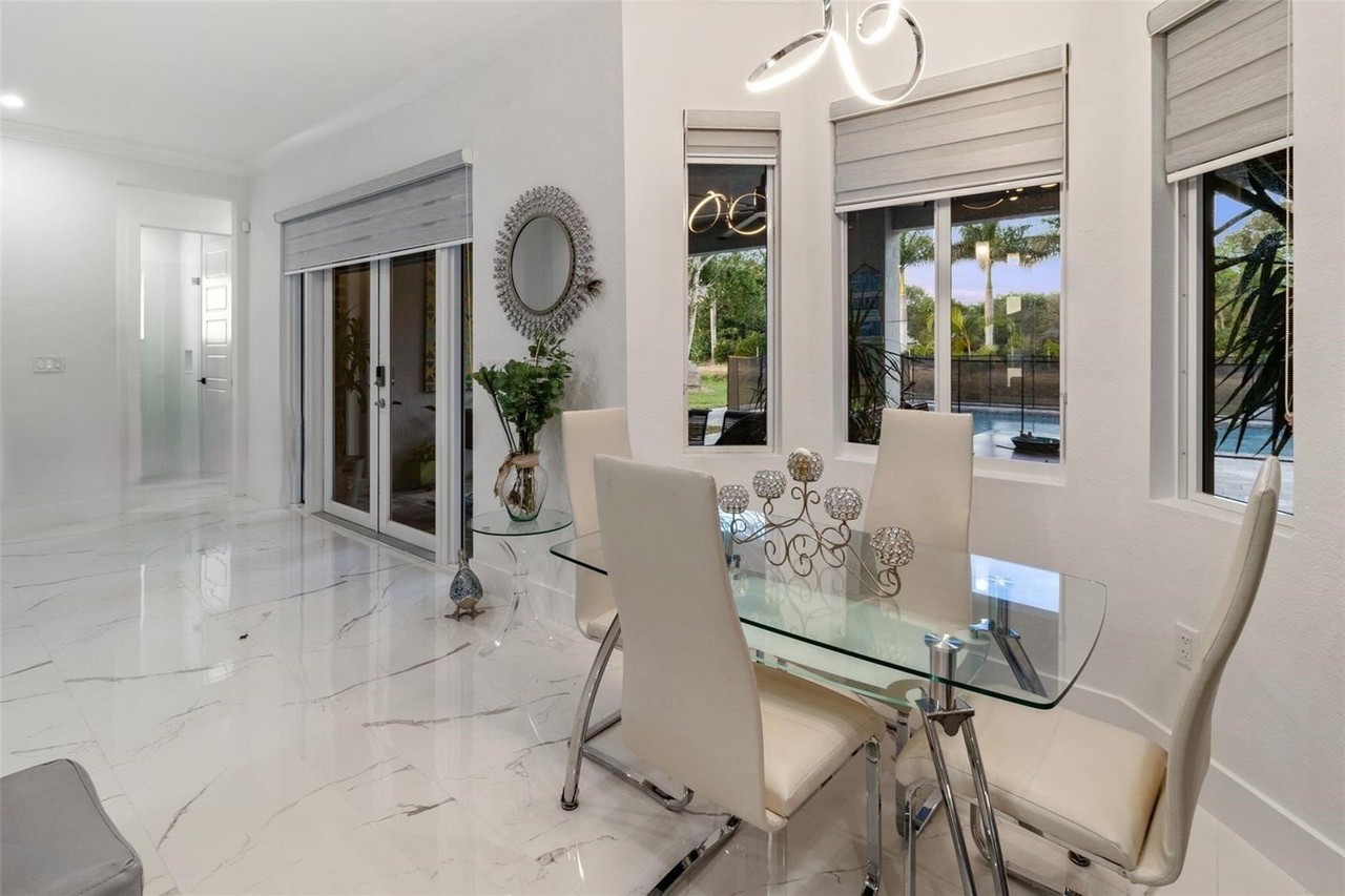 17575 Sw 280th St - Photo 6 of 8
