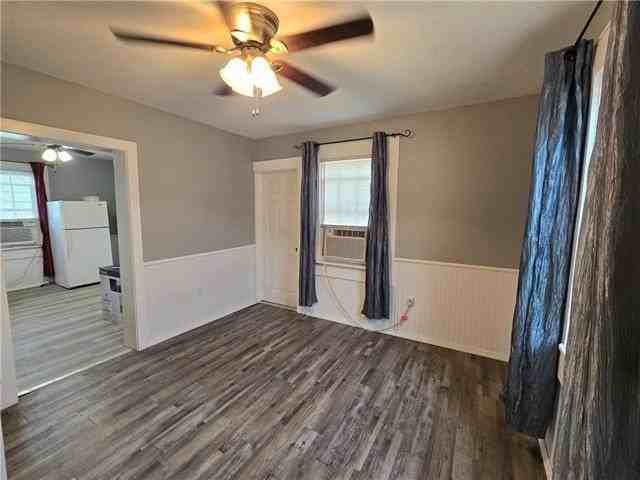 100 3rd St - Photo 3 of 8
