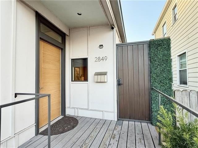 2849 Danneel St - Photo 2 of 17