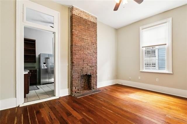 4518 Laurel St - Photo 5 of 14