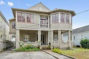 featured image of 717 Nashville Ave #4