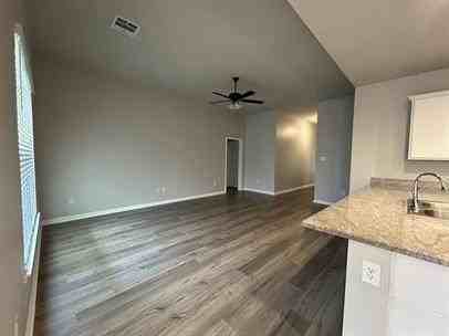 19143 Weinberger Rd - Photo 6 of 11