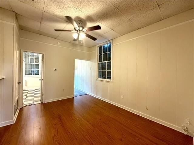 518 Dauphine St - Photo 4 of 10