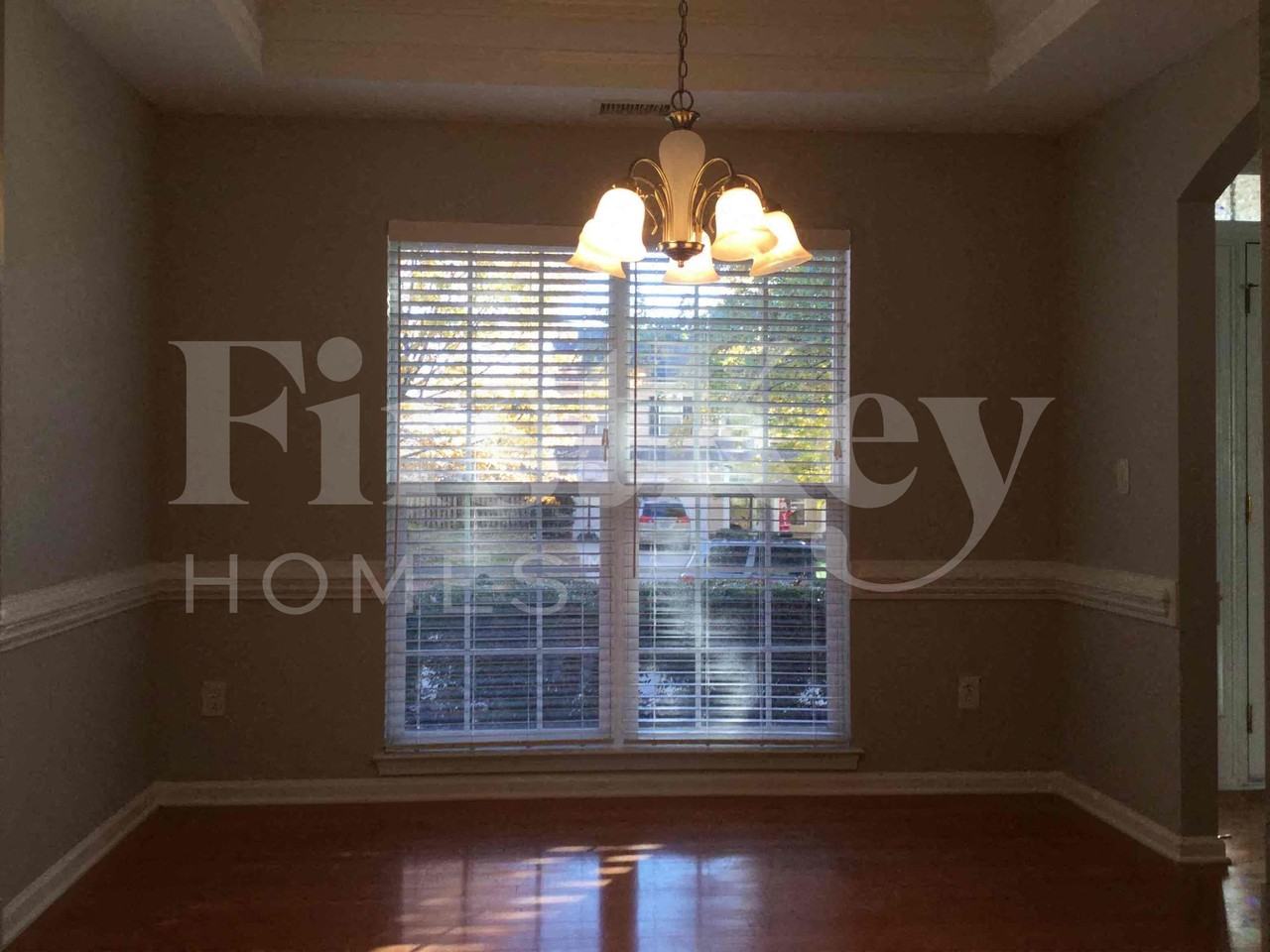 126 Center Point Dr - Photo 5 of 25