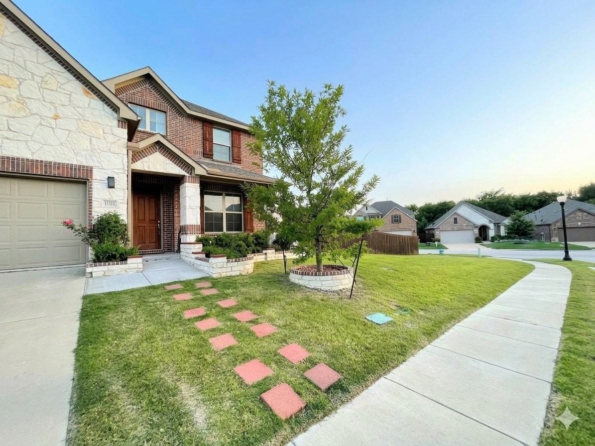 11513 Morrow Ln - Photo 3 of 39