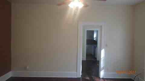 5925 Worth St - Photo 4 of 10