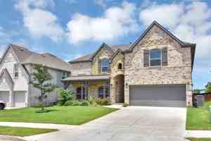 featured image of 913 Peabody Dr
